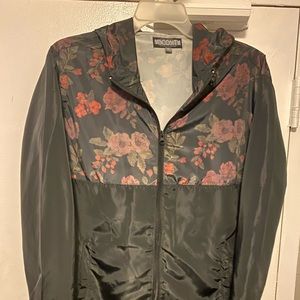 Viscosity lightweight jacket